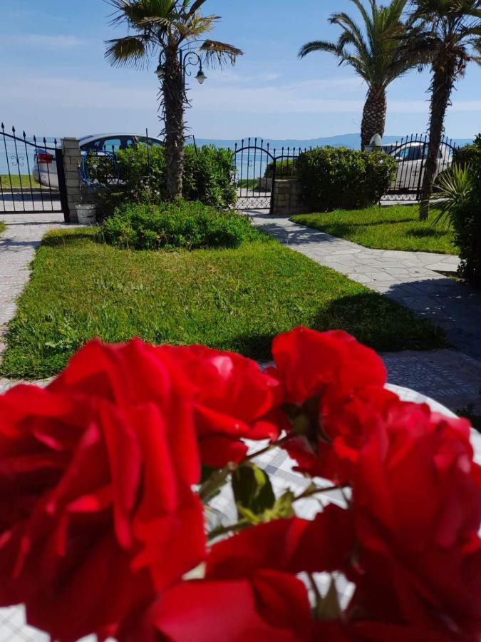 Cozy Maisonette In Pefkochori Chalkidiki Bagian luar foto